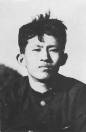 يي سانغ Yi Sang - كوريا - 1910 - 1937