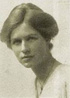 ايزابيل ايبرهاردت Isabelle Eberhardt - سويسرا  -  1877-1904