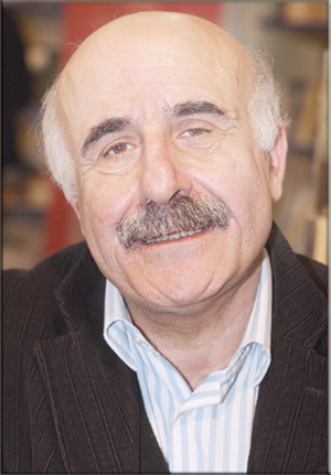 عباس بيضون.jpg