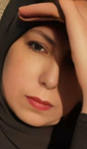 مجيدة محمدي    -    بين نقطة و فاصلة "...