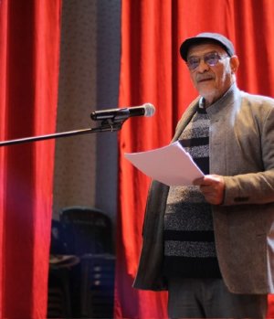 موسى مليح    -     قراءة القصيدة بين الذائقة والمنهج:   نحو شبكة أسئلة تُنير الفهم والتأويل