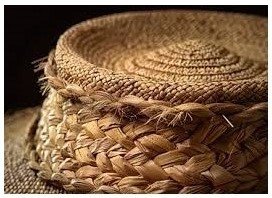 قبعة القش:  قصائد هايكو...   ترجمة : بنيامين يوخنا دانيال