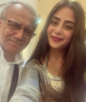 لودي شمس الدين   -    ظلٌّ يرخي ظله فوق استعارة الغياب...