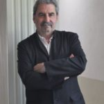 فرانسيس وولف   -    الإنسان، لا إله ولا حيوان... النقل عن الفرنسية: إبراهيم محمود