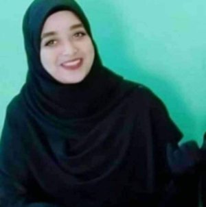 هدى حجاجي  -- معبد الأنوثة والورق: حين تتحول القصيدة إلى أنثى ويصبح العشق عقيدة شعرية...   قراءة نقدية في نص الشاعر أحمد بشار الحلاق