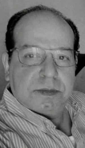 خالد هاشم   -    الفلاح الفصيح يكتب بردياته من جديد  قراءة نقدية في ديوان الشاعر حسني الإتلاتي