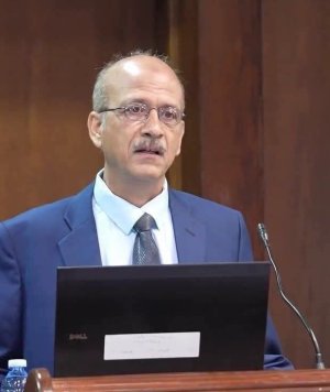 د. زهير شاكر - موسوعة عباقرة البحث العلمي والعملي  الأستاذ الدكتور إسماعيل أحمد ملحم: عبقرية علمية وإنسانية تُنير دروب... ج1