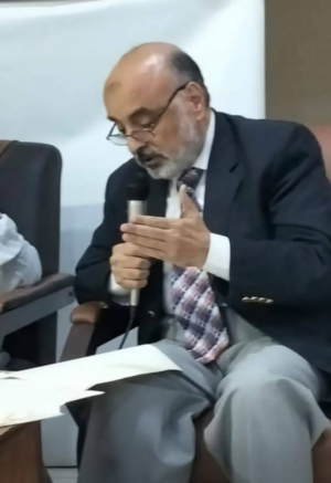 عصام الدين احمد صالح    -   من الوثيقة إلى الأثر: التقطيع بوصفه هندسة سردية في قصة “فلسفة البنطلون المقطع” لأحمد عبده