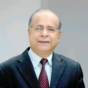 الدكتور زهير شاكر     -    موسوعة عباقرة الطب في خدمة الإنسانية المراهقة بين الحقيقة البيولوجية والبناء الثقافي قراءة أكاديمية موسوعية في أطروحة الع