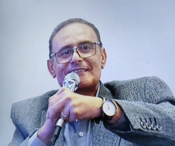 هدى حجاجي  -   حين يتحوّل الحب إلى صلاة... قراءة في نص لحسين حرفوش