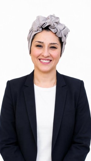 حسين السياب     -    صدور المجموعة الشعرية (بِكَ أَنجو.. لكن لا شيء يبقى) للشاعرة أنسام جعفر الدباس