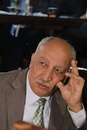 الدكتور زهير شاكر     -    موسوعة عباقرة الأدب العربي الجزء الثاني الشاعر العبقري المبدع الأستاذ موسى صالح كسواني عبقرية العطاء والإبداع التي وُ